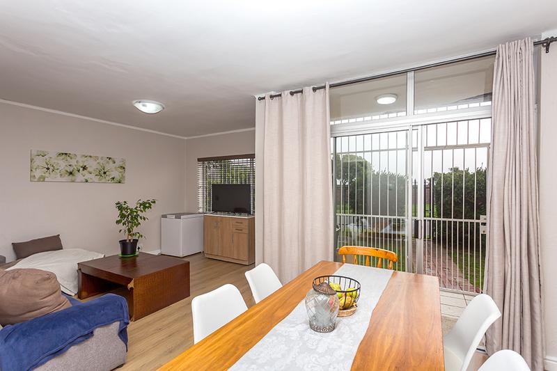 2 Bedroom Property for Sale in Rugby Western Cape